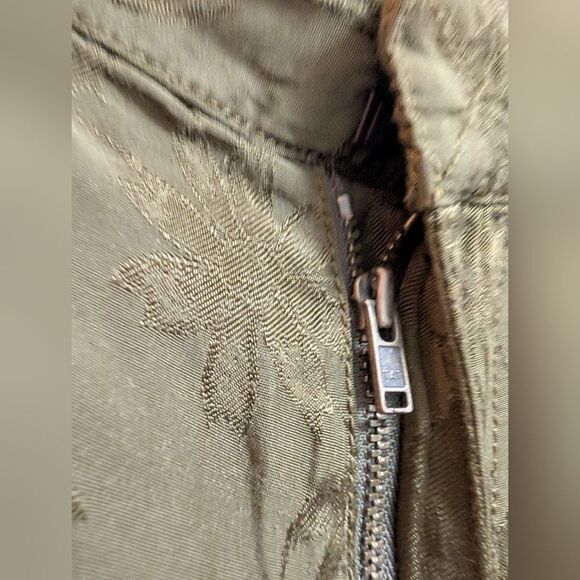 NWOT By Anthropologie Olive Green Joggers Utility Tie Embroidered Size Small - Picture 6 of 7